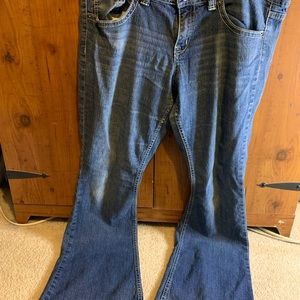 Women’s jeans